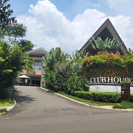 Villa Vimala Hills Semeru Bogor Exterior foto