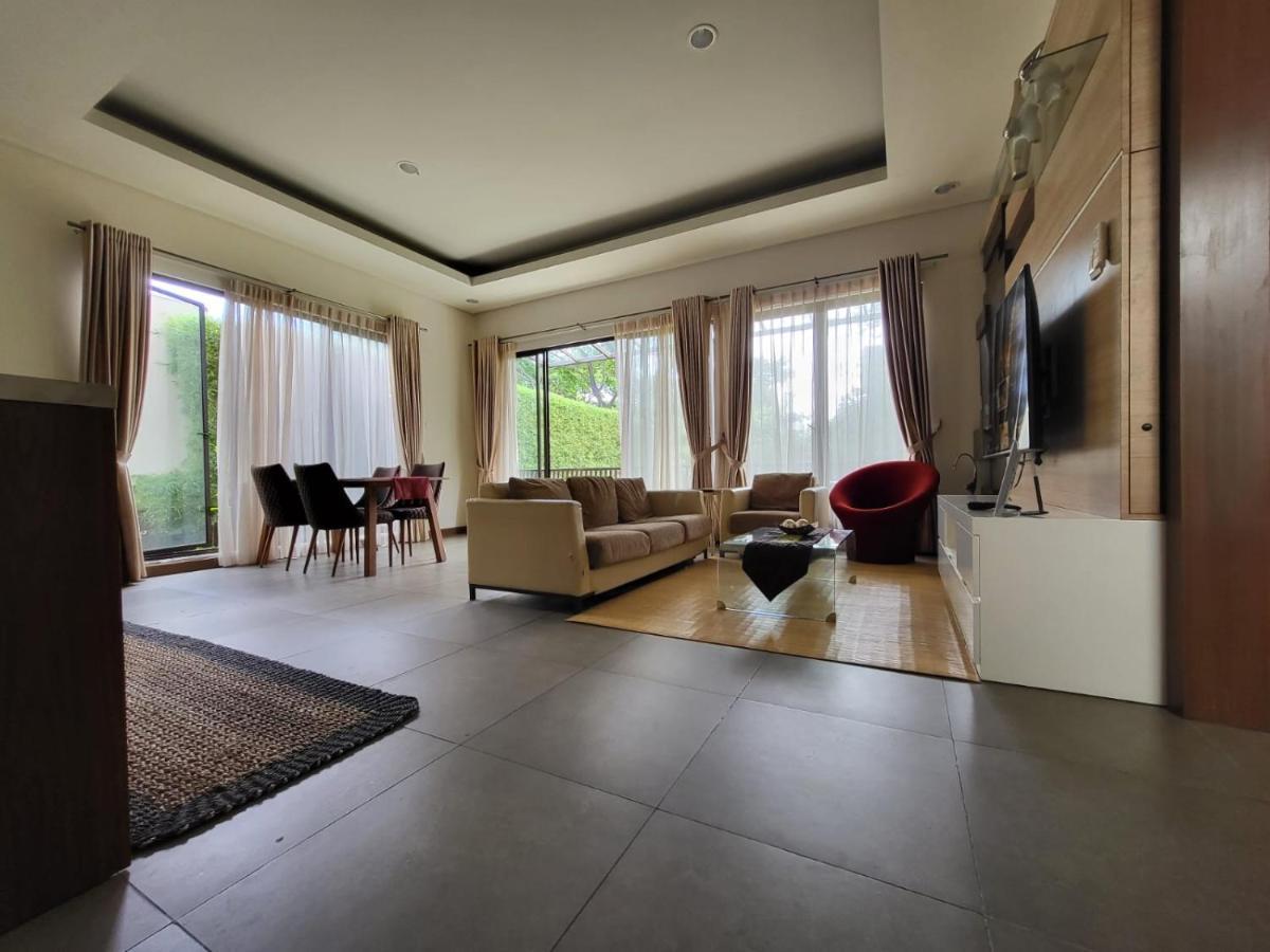 Villa Vimala Hills Semeru Bogor Exterior foto